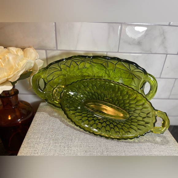 Vintage Indiana Green set of 2 serving bowls trinket bedroom or bathroom dishes - Picture 1 of 9
